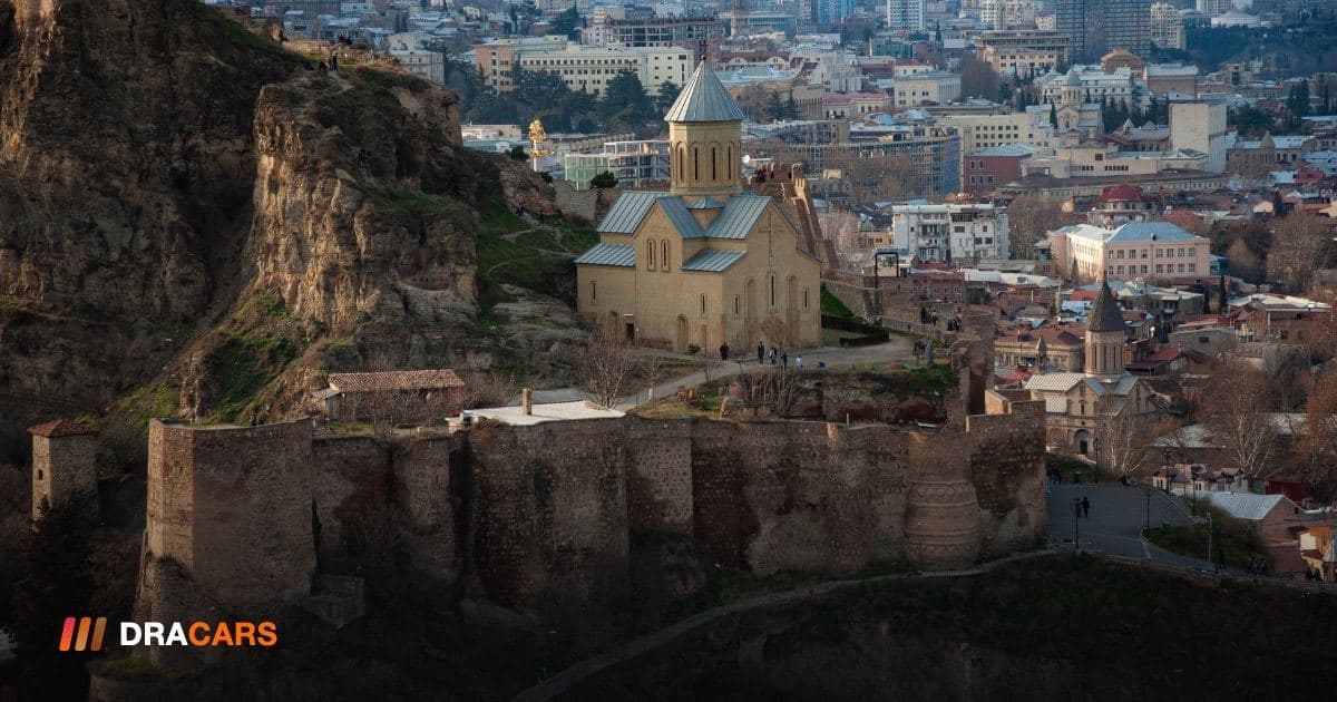 Из Тбилиси в Батуми на машине: дорога и остановки
